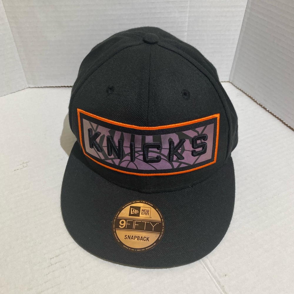 New Era  New York Knicks 9Fifty Adjustable Fit Most NBA Cap Hat